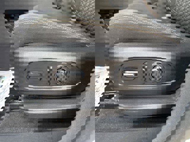 Used 2019 GMC Terrain SLE w/ Driver Convenience Package image 22