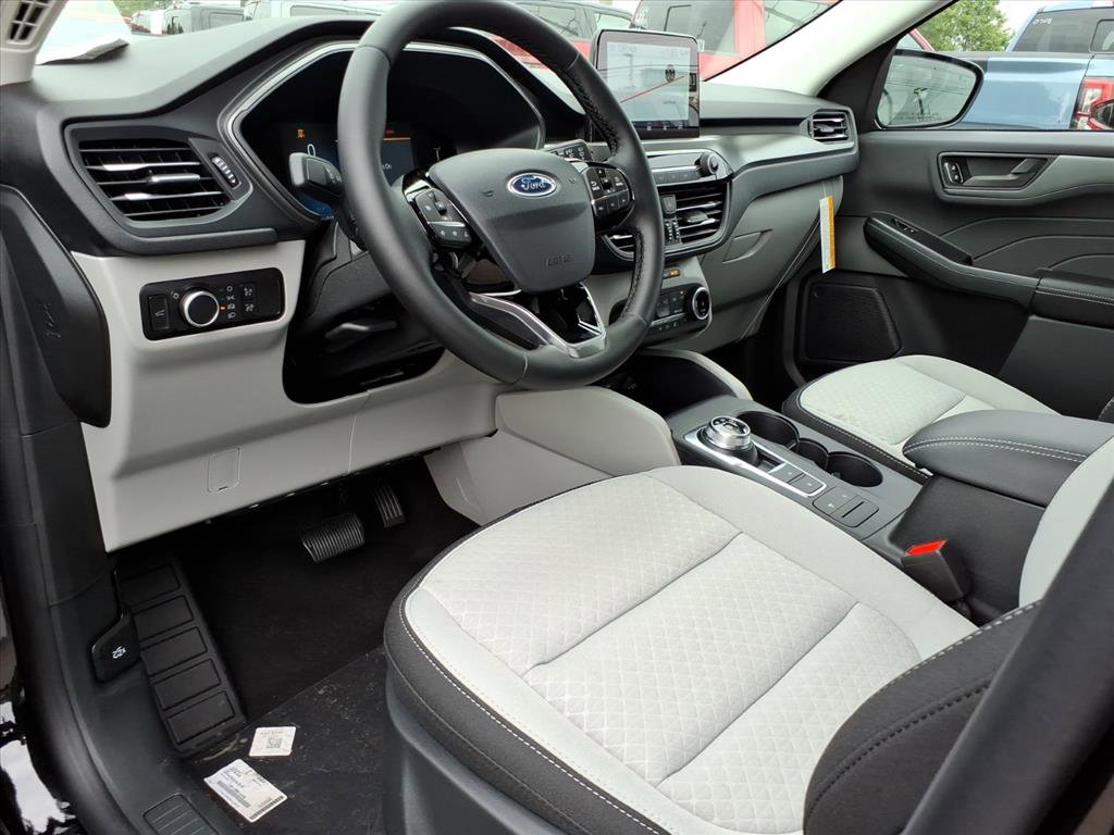 New 2026 Ford Escape Active w/ Cold Weather Package image 12