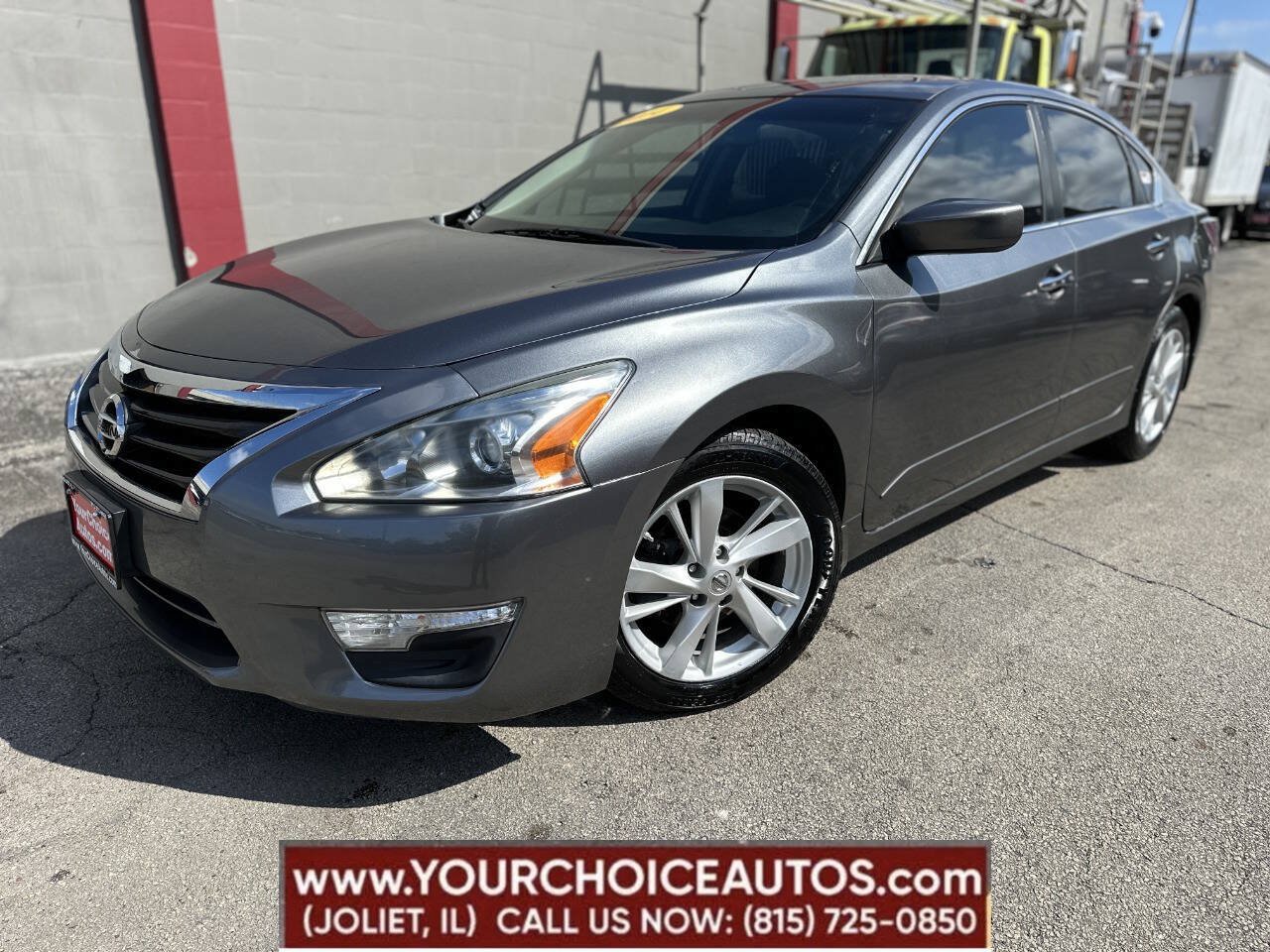 Used 2014 Nissan Altima 2.5 SV FWD image 1