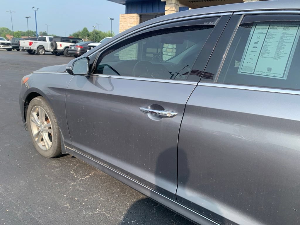 Used 2018 Hyundai Sonata Limited FWD image 12