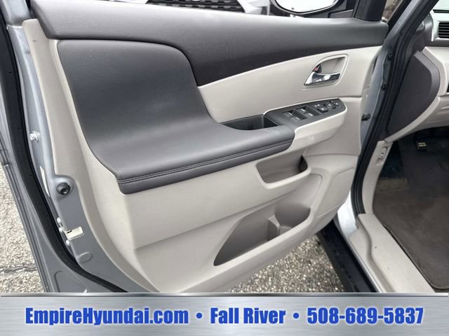 Used 2016 Honda Odyssey LX image 14