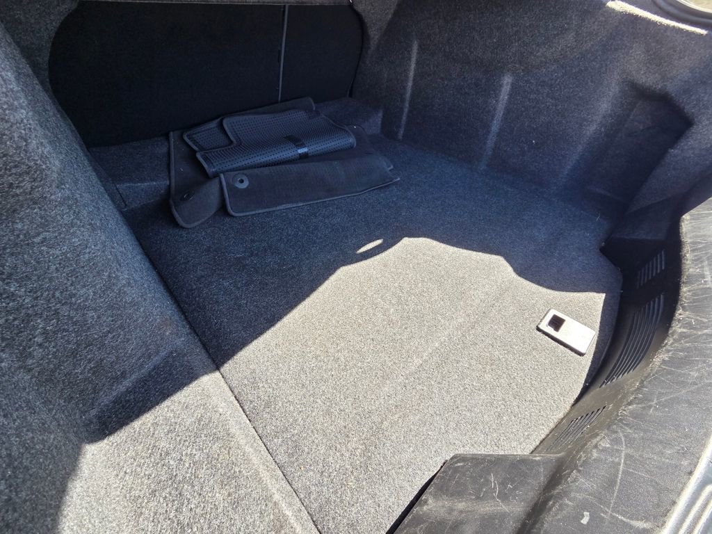 Used 2020 Chevrolet Impala LT image 28