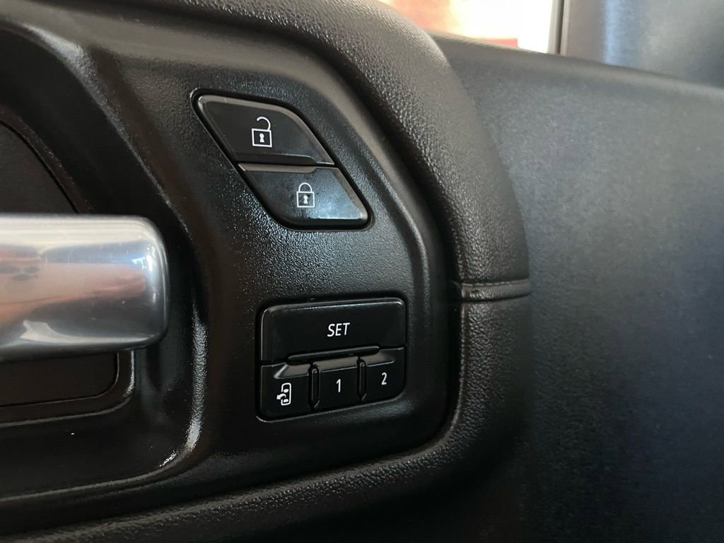 Used 2022 Chevrolet Silverado 3500 High Country w/ LPO, Hitch Package image 31