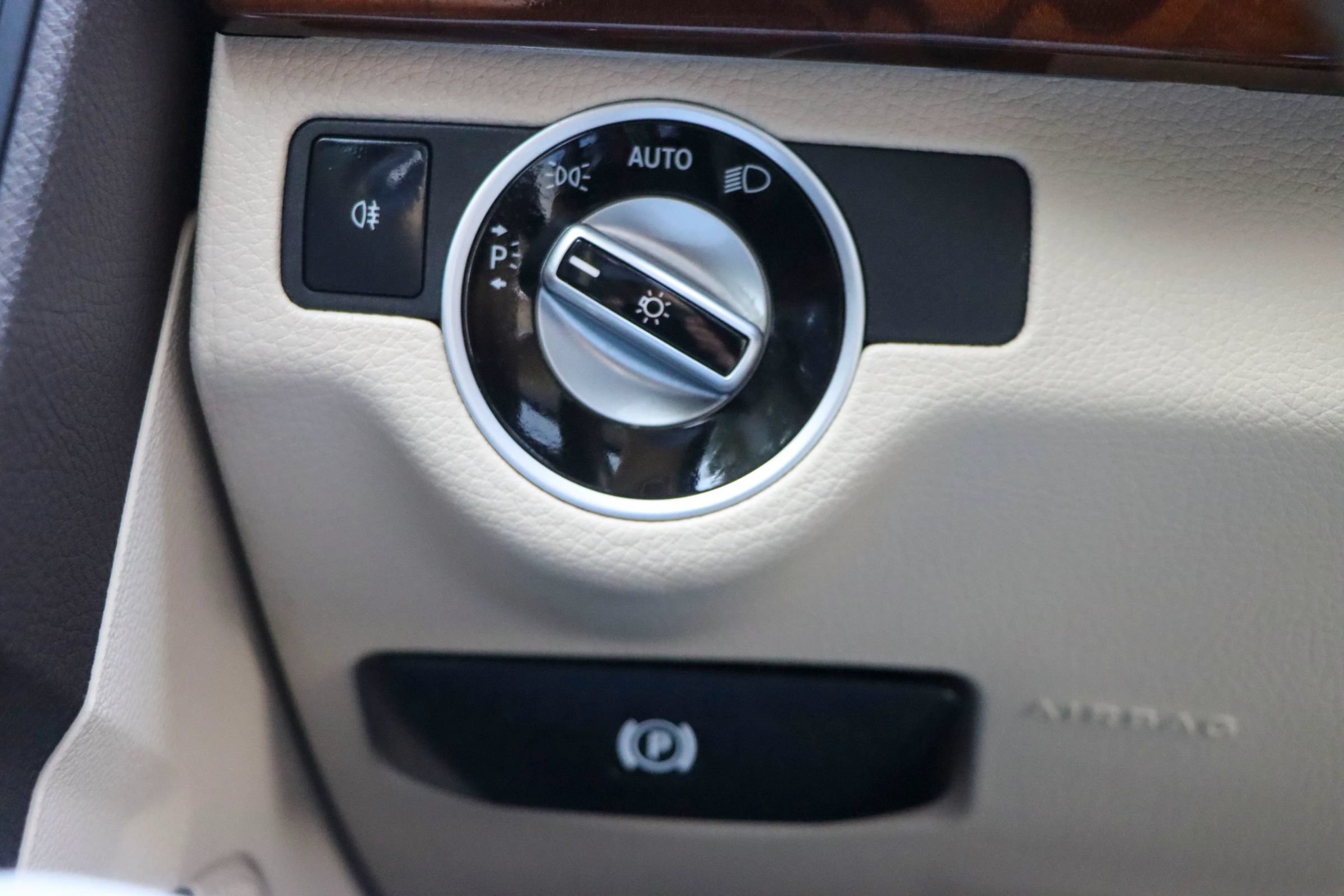 Used 2013 Mercedes-Benz GLK 350 2WD w/ Premium 1 Pkg image 31