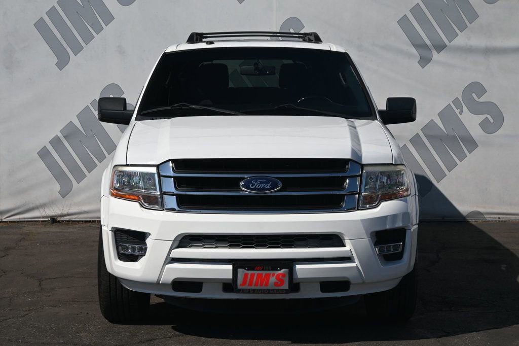Used 2017 Ford Expedition XLT image 2