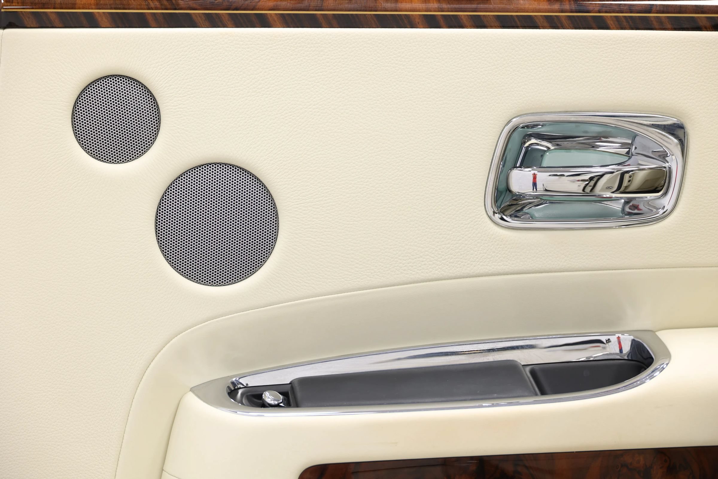 Used 2016 Rolls-Royce Ghost RWD image 84