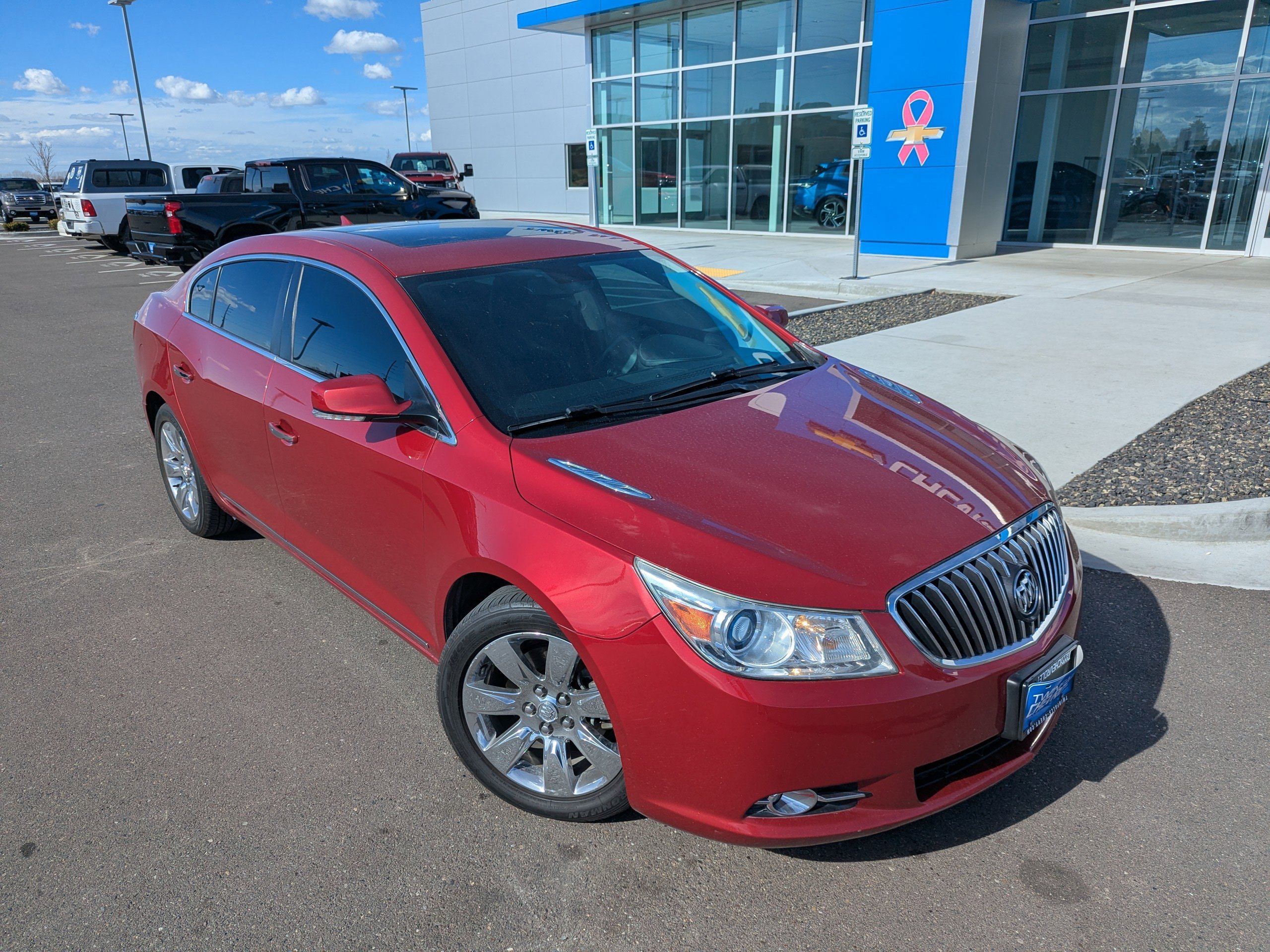 Used 2013 Buick LaCrosse Premium w/ Driver Confidence Package FWD image 4