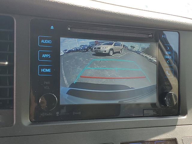 Used 2017 Toyota Sienna XLE Premium AWD/4WD image 26