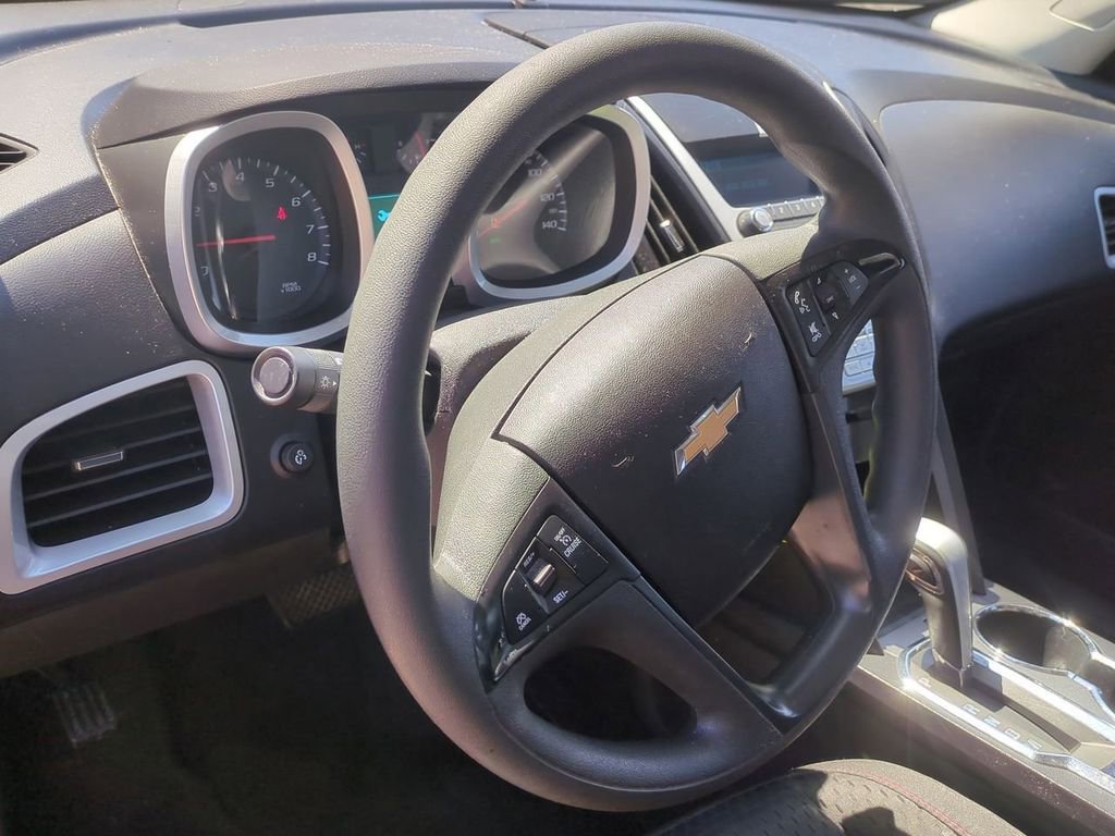 Used 2015 Chevrolet Equinox LS AWD/4WD image 14
