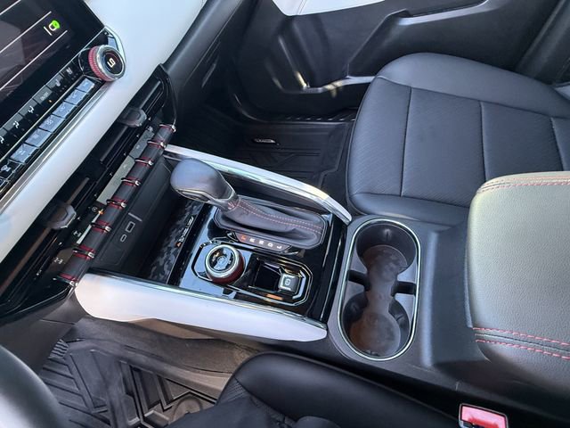 Used 2024 GMC Canyon AT4X image 18