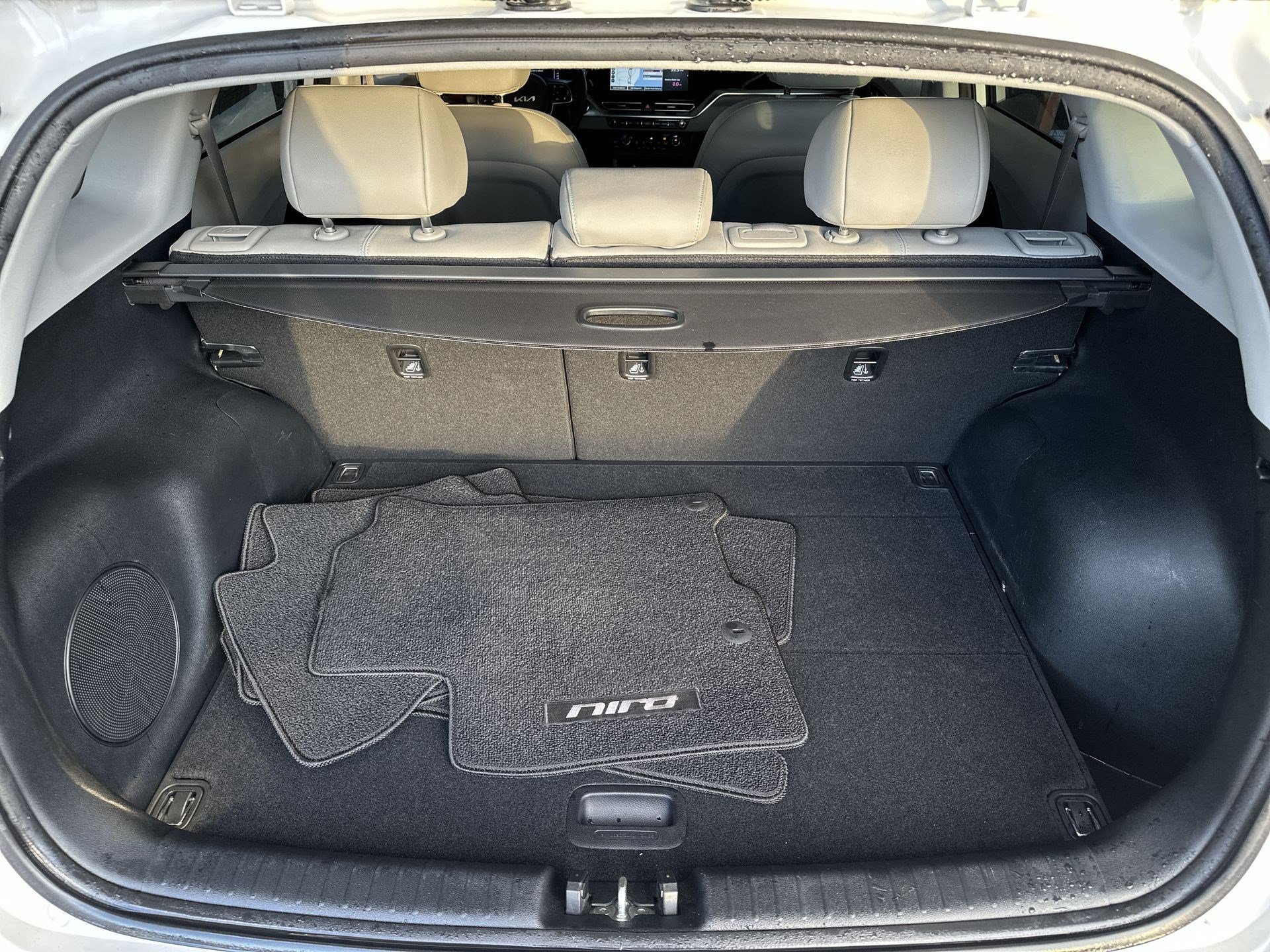 Certified 2022 Kia Niro EX Premium image 21