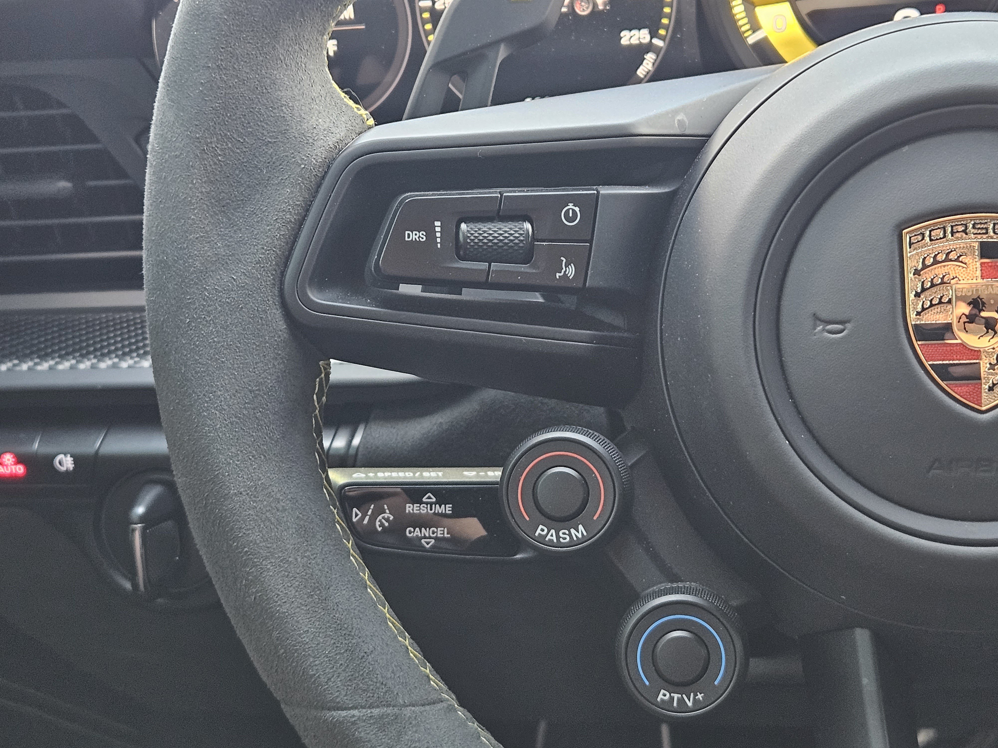 Certified 2025 Porsche 911 GT3 RS RWD image 30