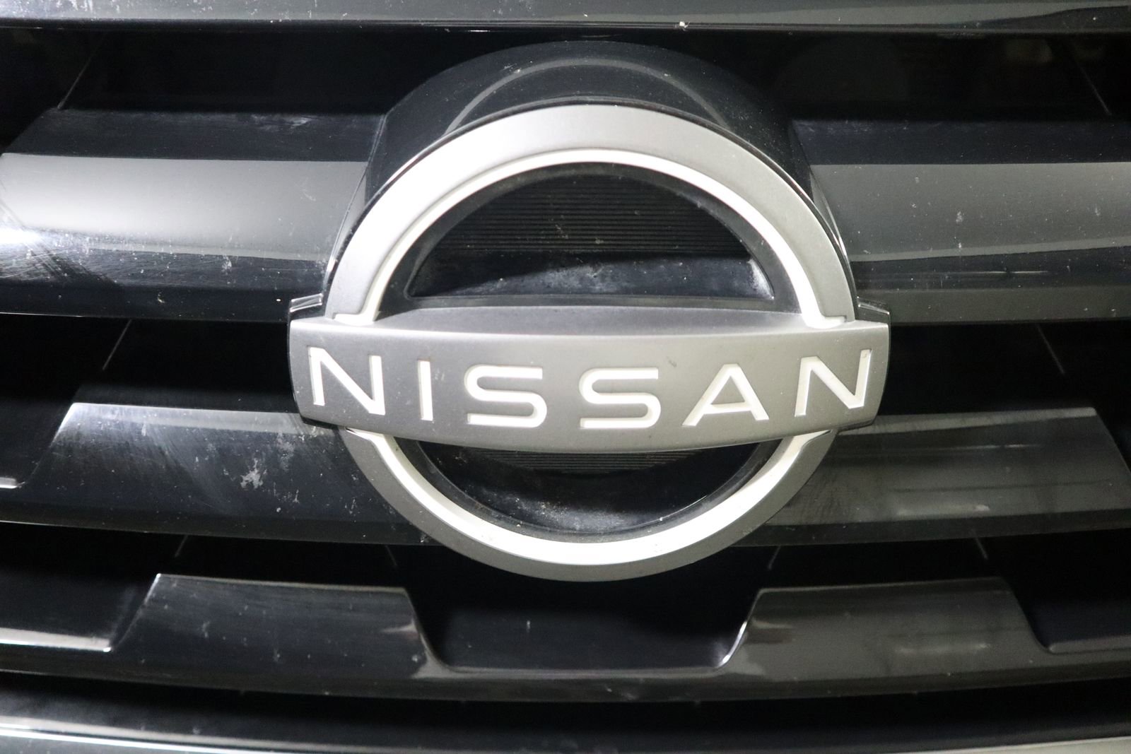 Used 2023 Nissan Armada SV image 18