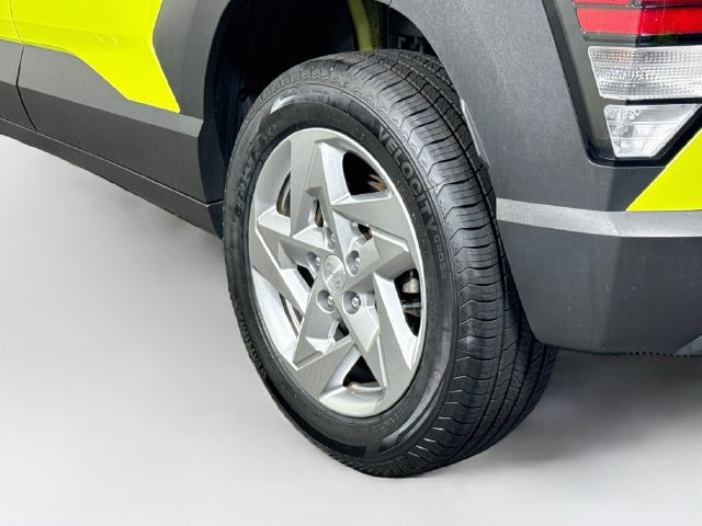 Certified 2024 Hyundai Kona SE AWD/4WD image 37