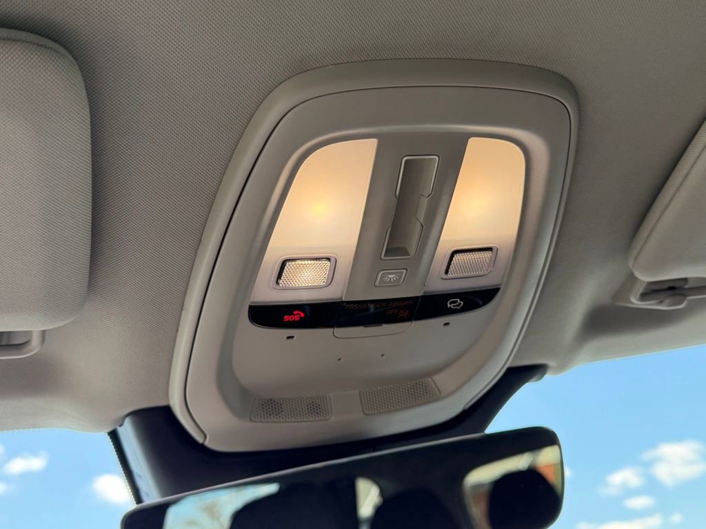 Used 2023 Volvo XC90 B6 Plus w/ Protection Package Premier image 28