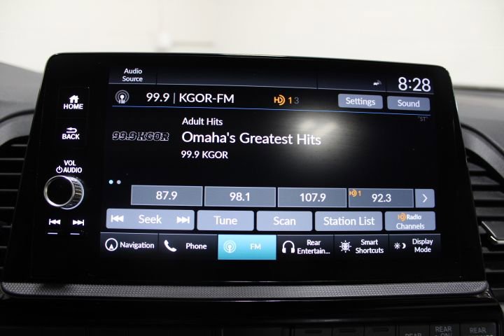 Used 2025 Honda Odyssey Elite image 51