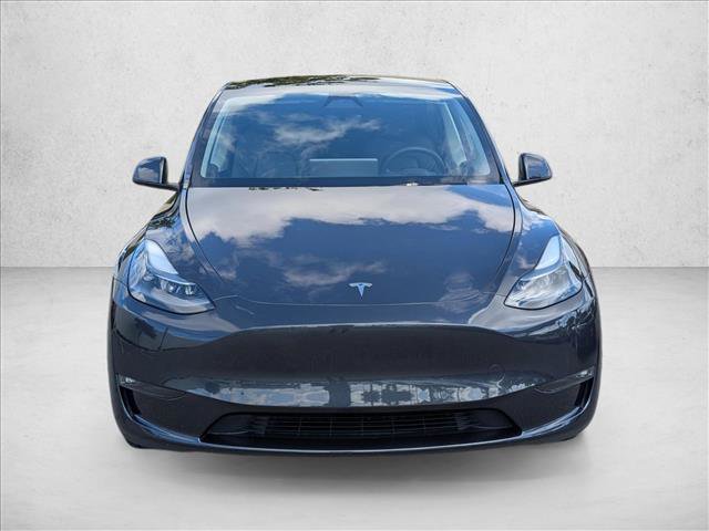 Used 2024 Tesla Model Y Long Range AWD/4WD image 2