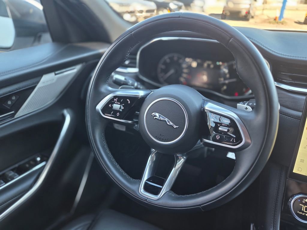 Used 2022 Jaguar F-PACE S AWD/4WD image 22