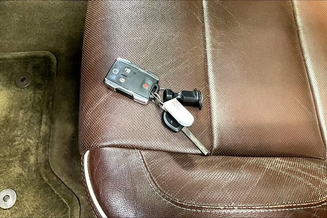 Used 2014 Chevrolet Silverado 1500 High Country w/ High Country Premium Package image 32