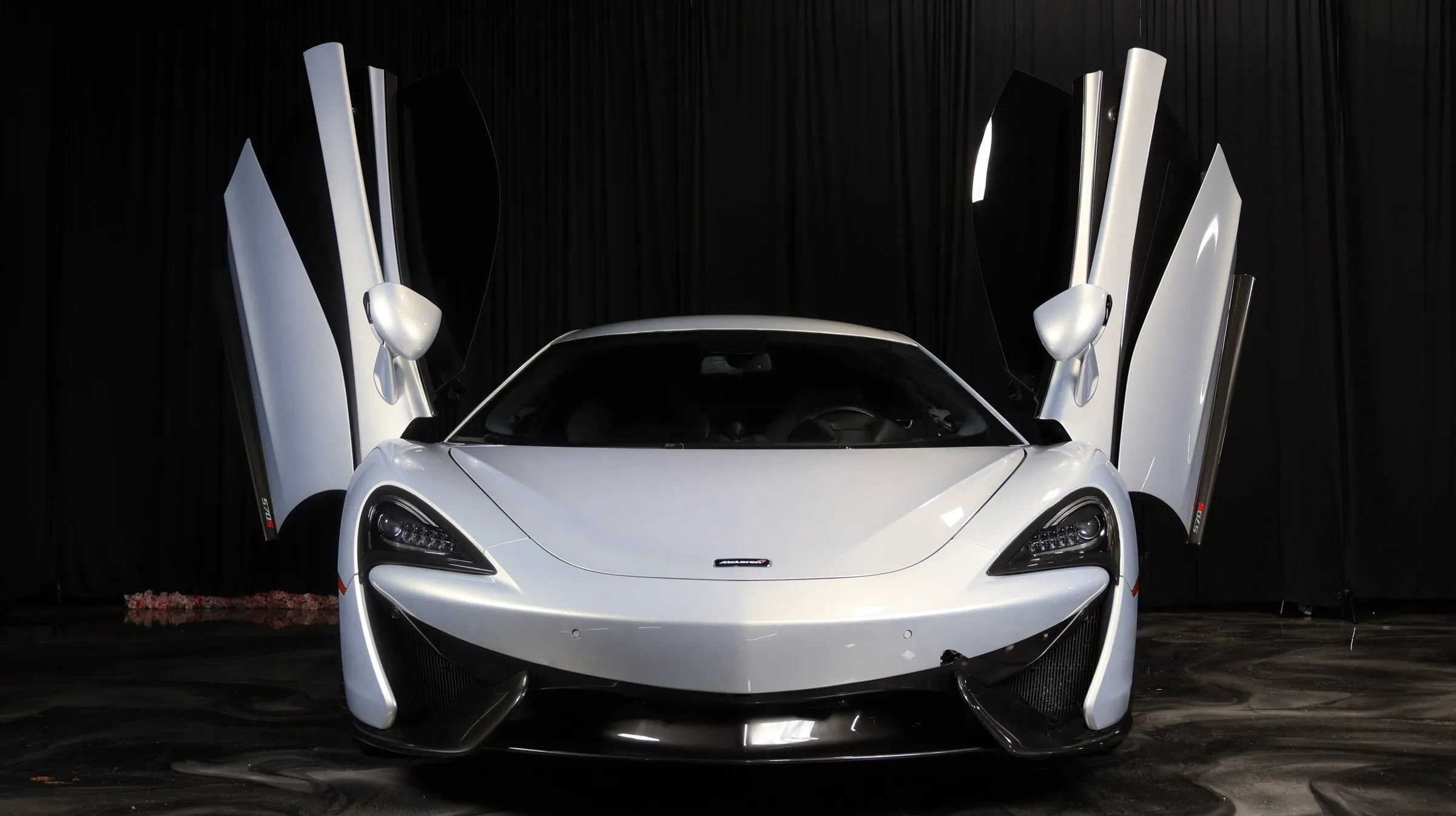 Used 2017 McLaren 570S Coupe image 14