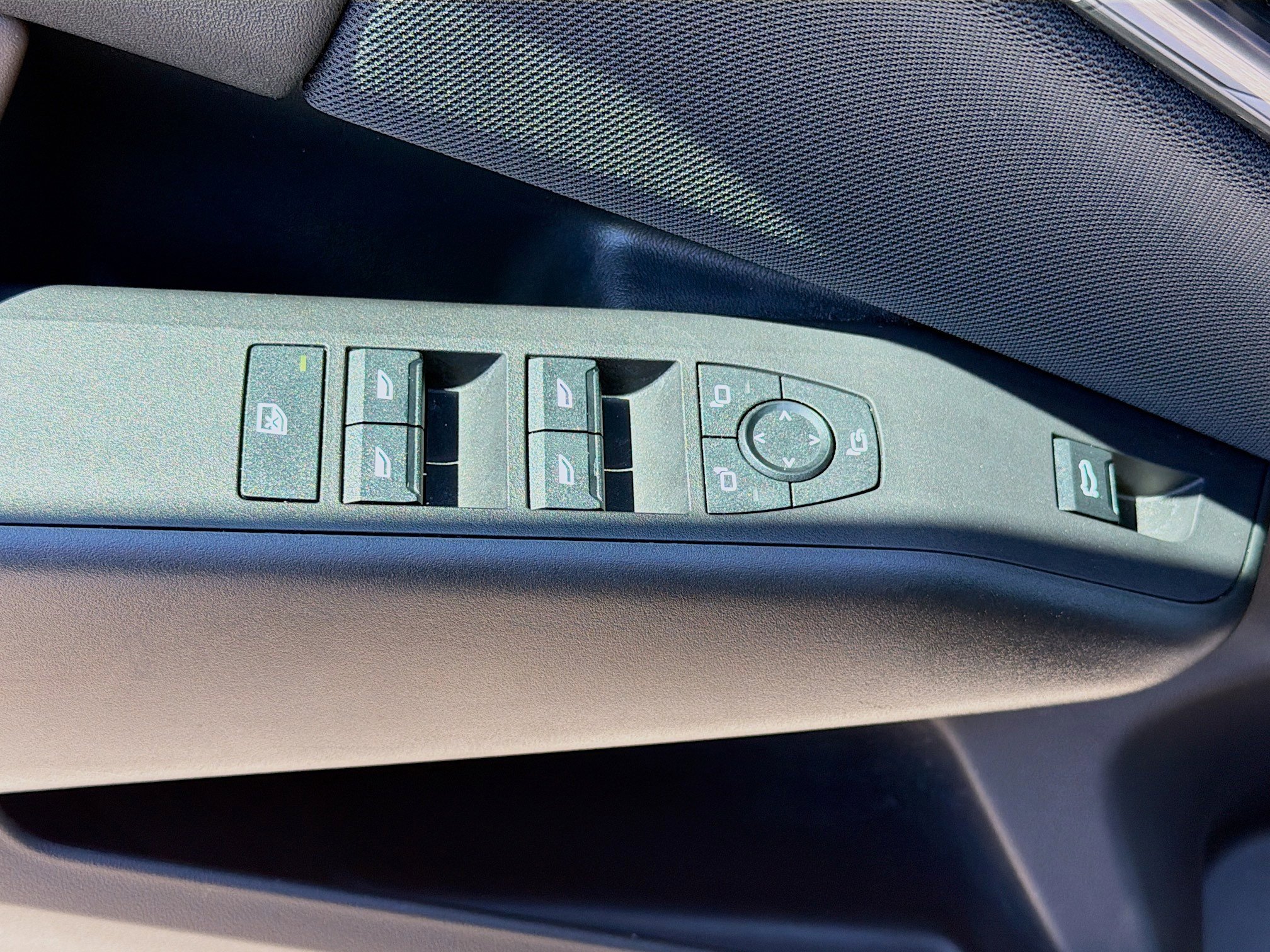 Used 2025 BMW X3 xDrive30i image 23