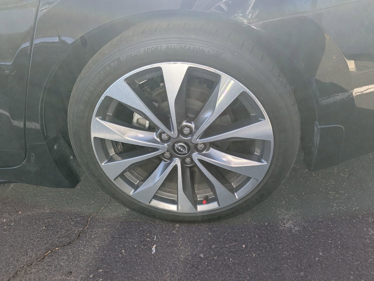 Used 2023 Nissan Maxima Platinum w/ Sport Mat Group FWD image 7