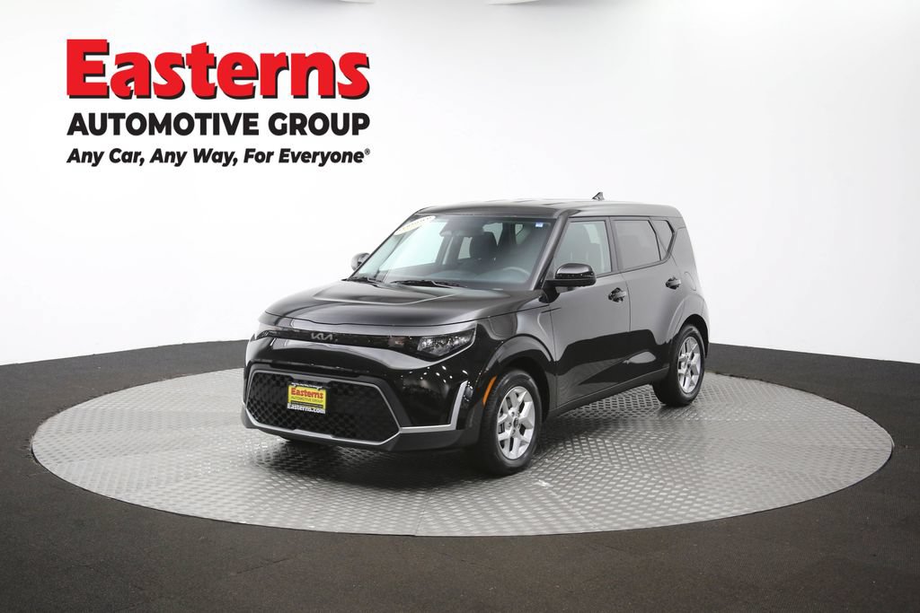 Used 2025 Kia Soul LX w/ LX Technology Package FWD image 53