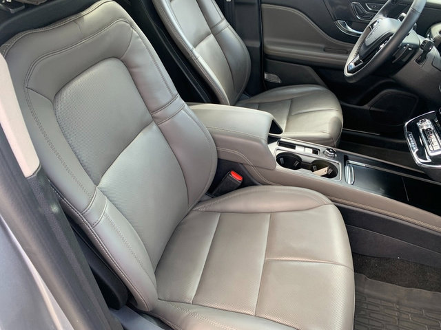 Used 2023 Lincoln Corsair AWD w/ Equipment Group 101A image 12