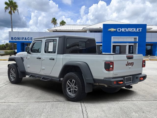 Used 2024 Jeep Gladiator Mojave w/ Technology Group AWD/4WD image 3