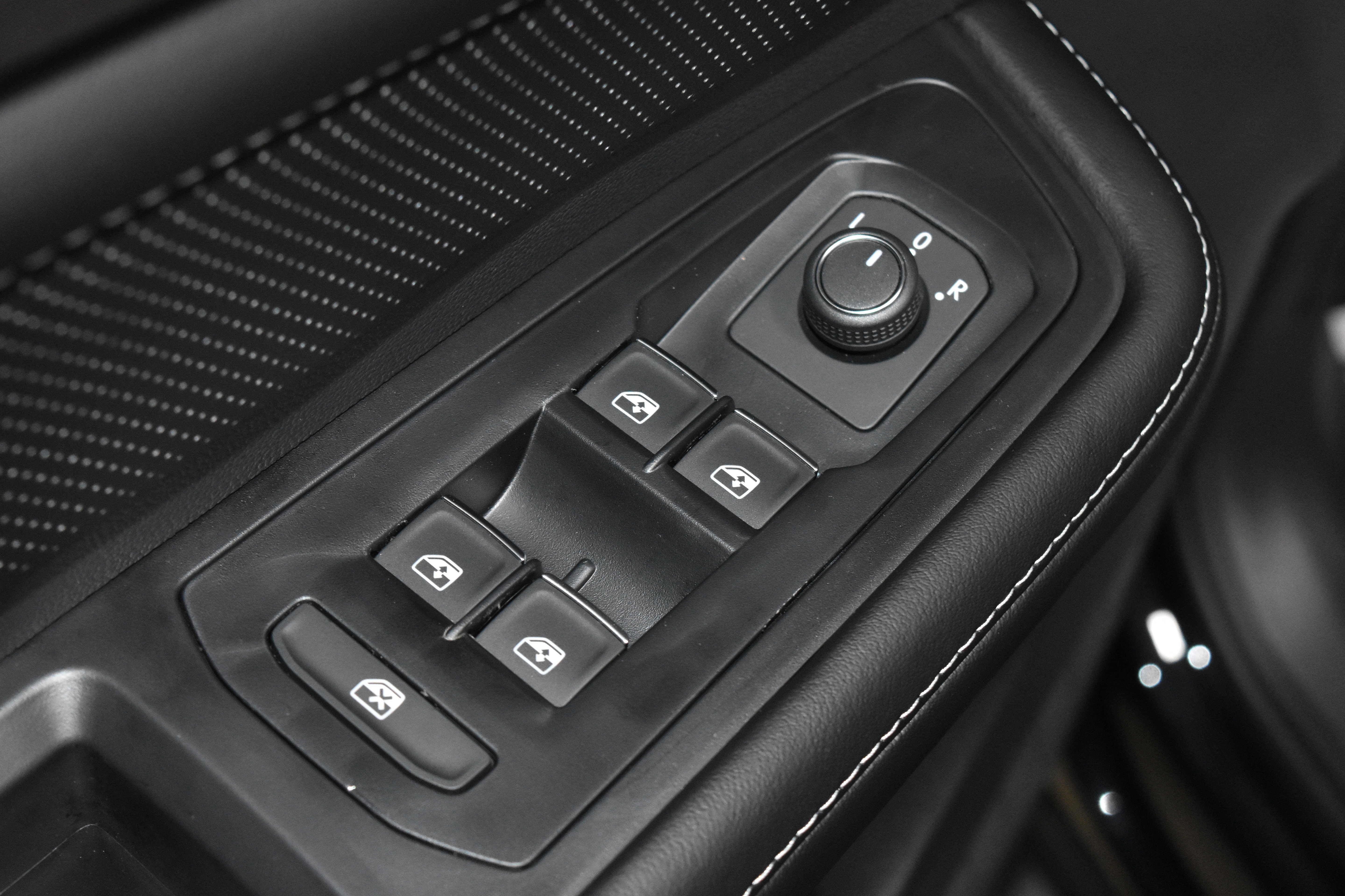 New 2026 Volkswagen Atlas SE AWD/4WD image 4