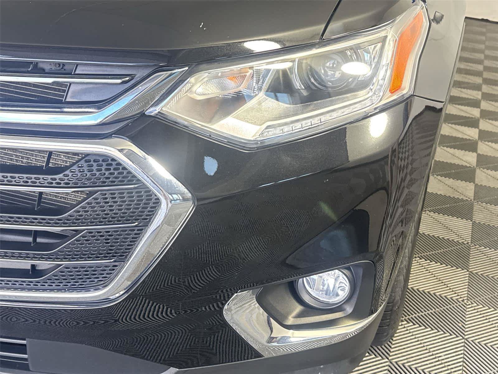 Used 2021 Chevrolet Traverse LT AWD/4WD image 9