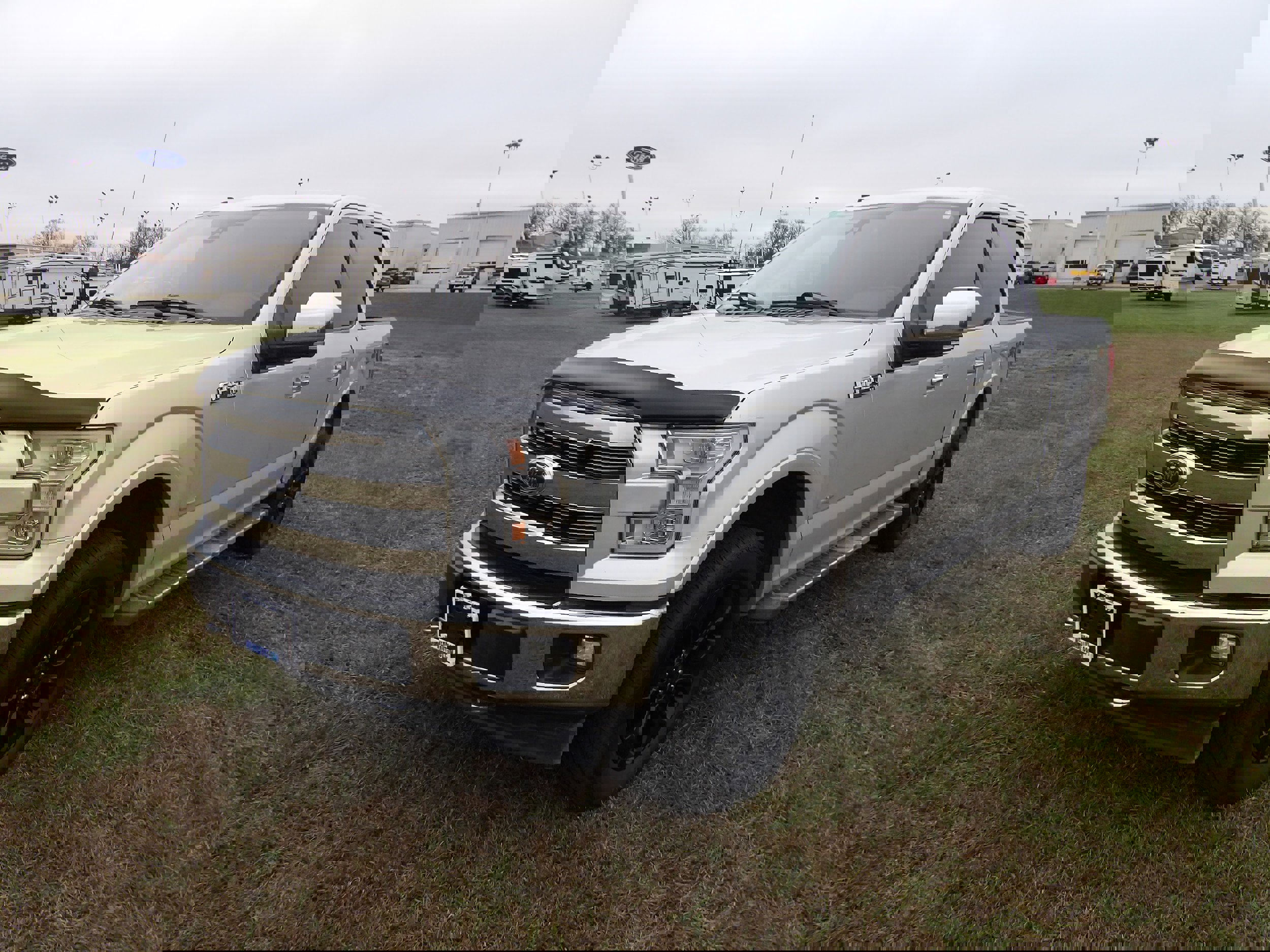 Used 2017 Ford F150 Lariat w/ Equipment Group 502A Luxury image 2