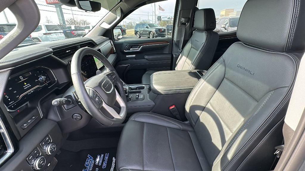 Certified 2025 GMC Sierra 1500 Denali w/ Denali Reserve Package image 9
