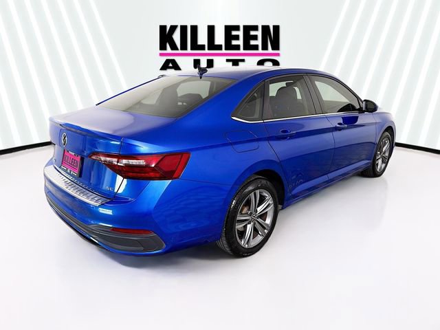 Used 2023 Volkswagen Jetta SE image 7