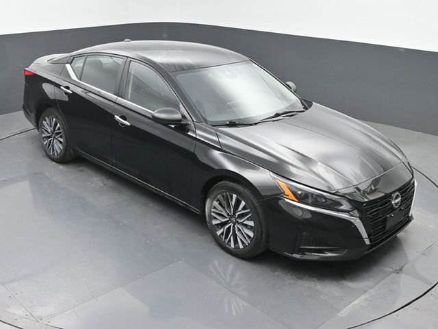 Used 2025 Nissan Altima 2.5 SV image 32