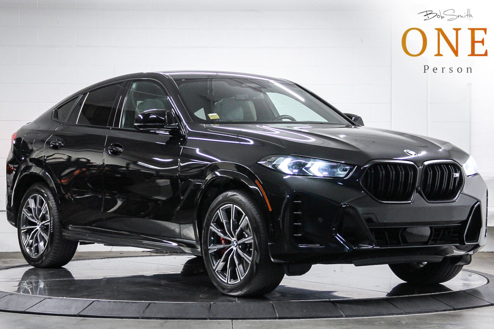 Used 2025 BMW X6 M60i AWD/4WD image 1