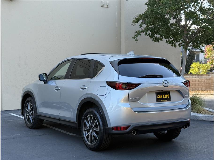 Used 2018 MAZDA CX-5 Touring w/ Preferred Equipment Package FWD image 6