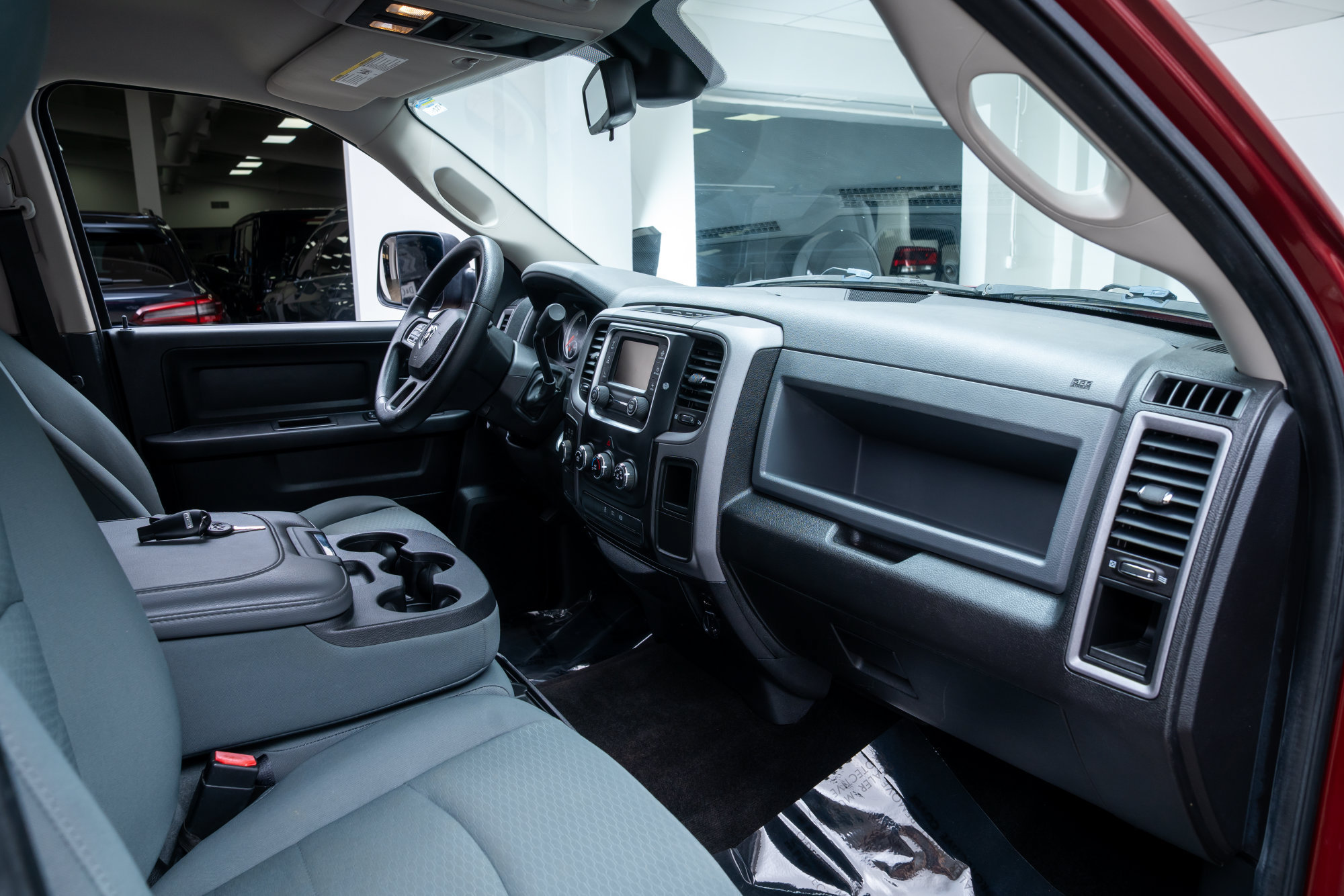 Used 2014 RAM 2500 Tradesman w/ Chrome Appearance Group AWD/4WD image 18