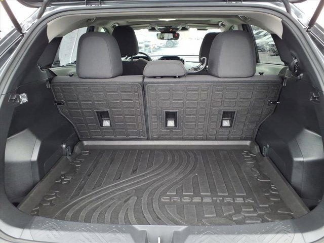 Used 2025 Subaru Crosstrek 2.0i Premium image 25