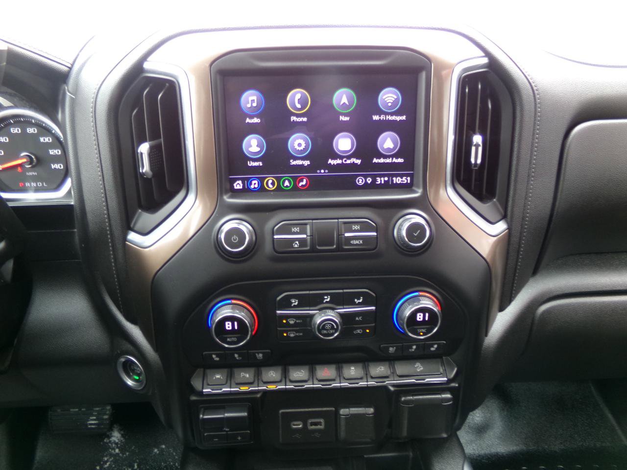 Used 2021 Chevrolet Silverado 1500 High Country w/ Technology Package image 11