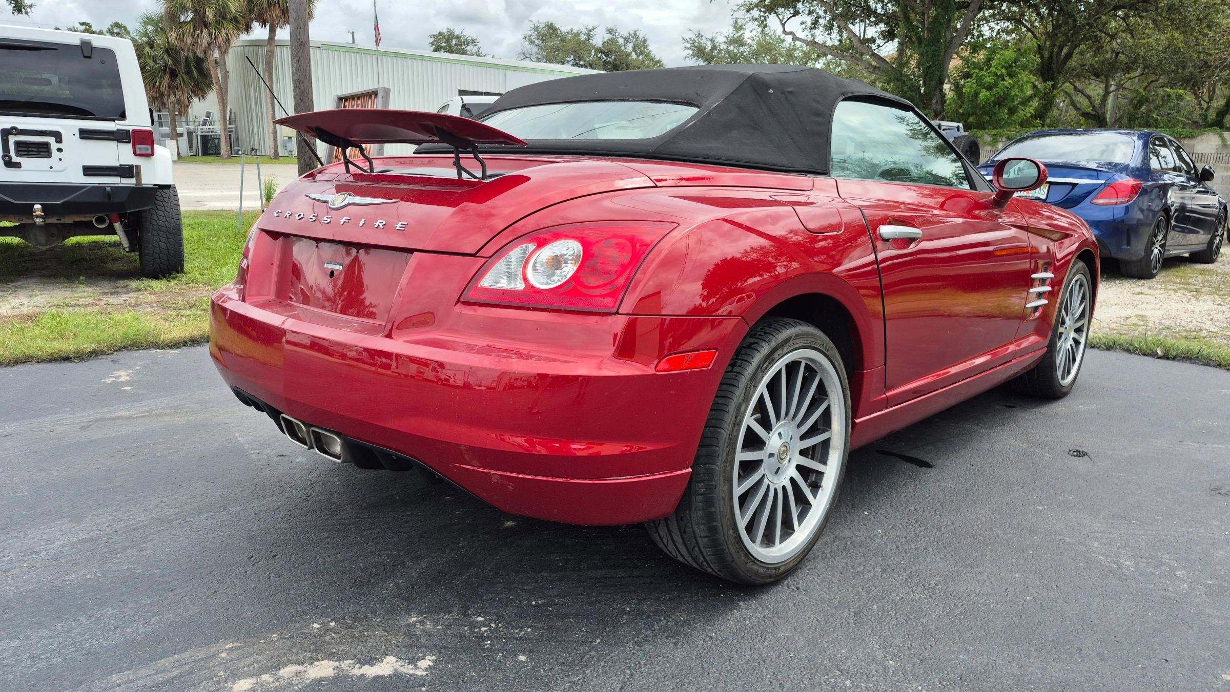 Used 2007 Chrysler Crossfire Convertible w/ Special Edition Group image 5