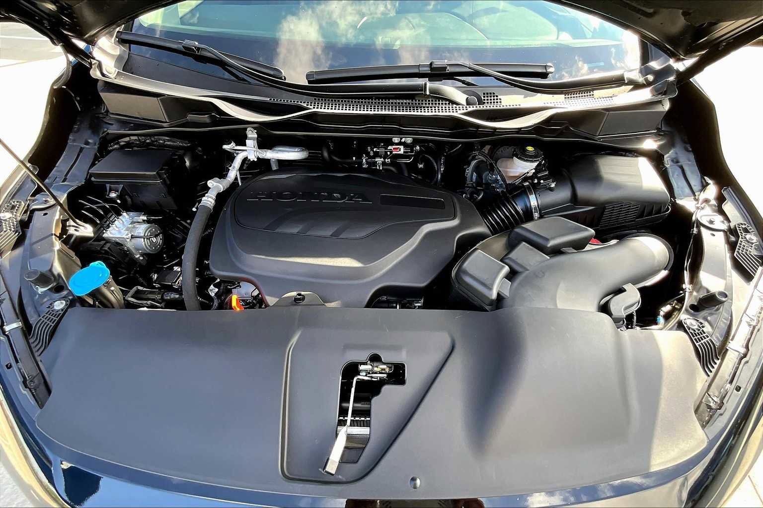 New 2026 Honda Odyssey Touring image 16