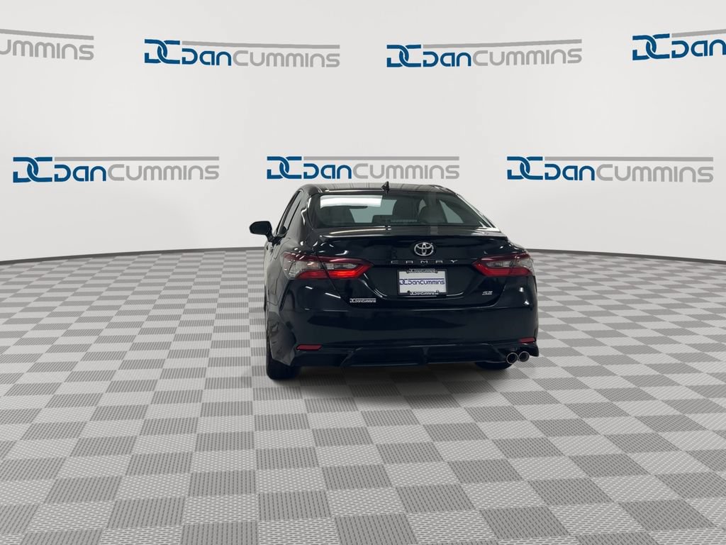 Used 2024 Toyota Camry SE w/ Convenience Package FWD image 7