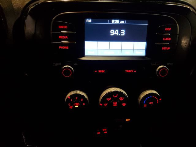 Used 2019 Kia Soul image 18