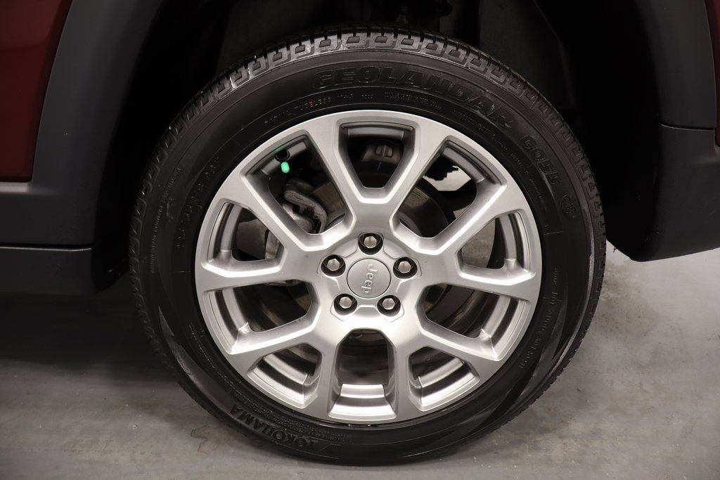 Used 2022 Jeep Compass Latitude AWD/4WD image 26