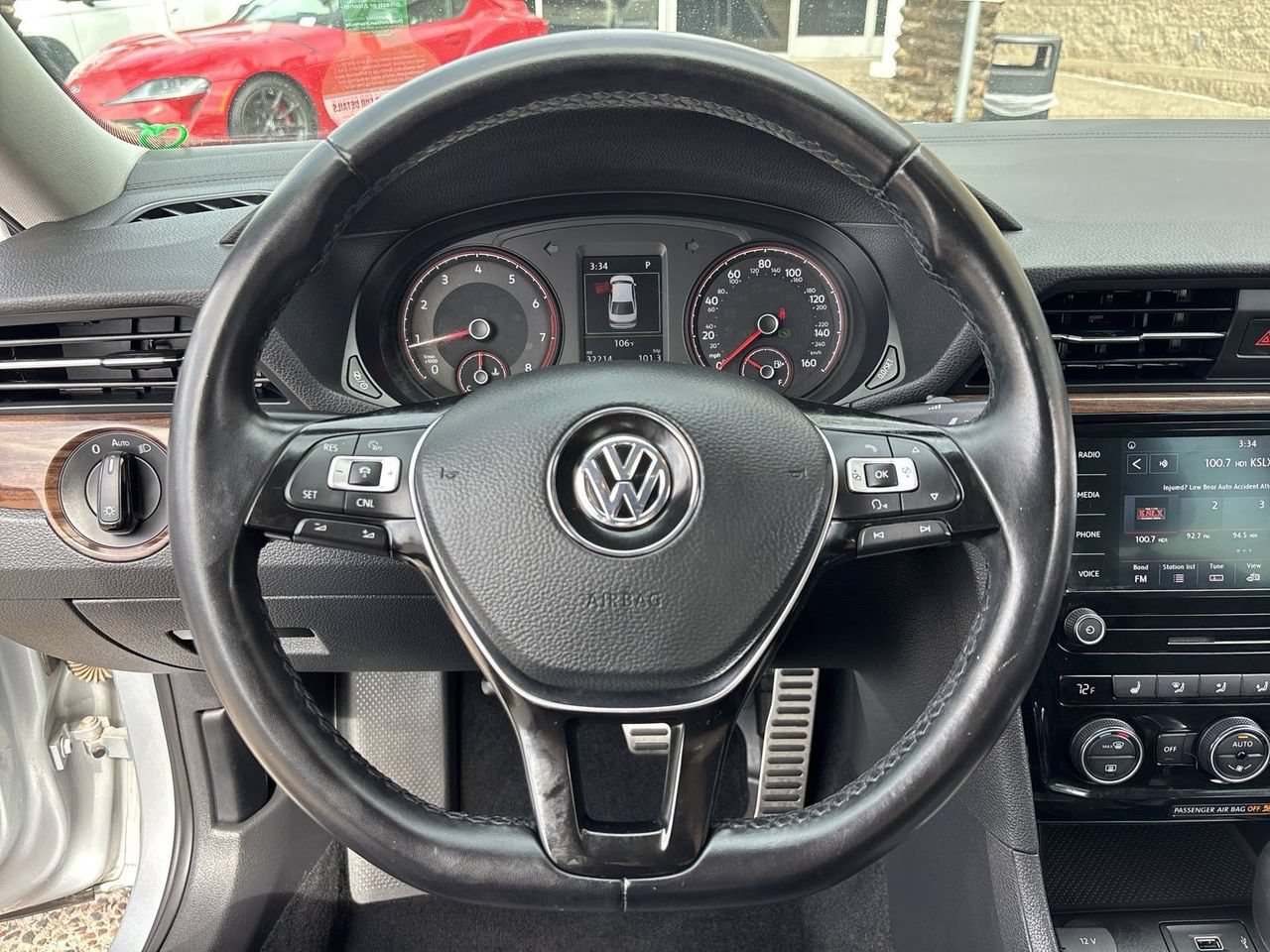 Used 2020 Volkswagen Passat 2.0T SEL FWD image 19