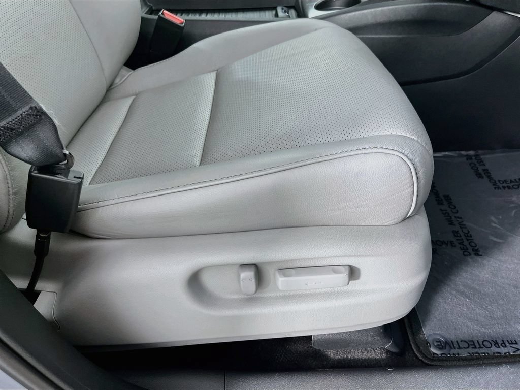 Used 2023 Honda Passport EX-L image 32