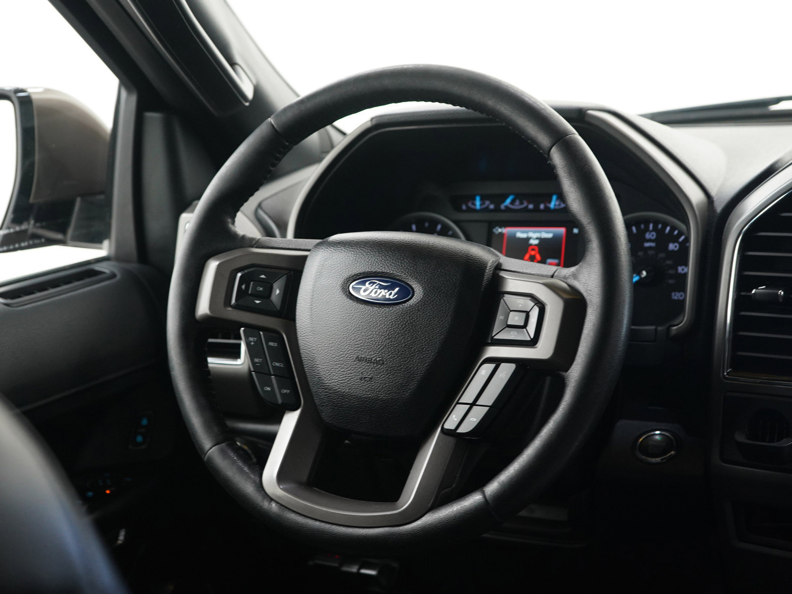 Used 2019 Ford Expedition XLT w/ Equipment Group 201A image 14