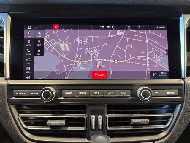 Used 2020 Porsche Macan image 26