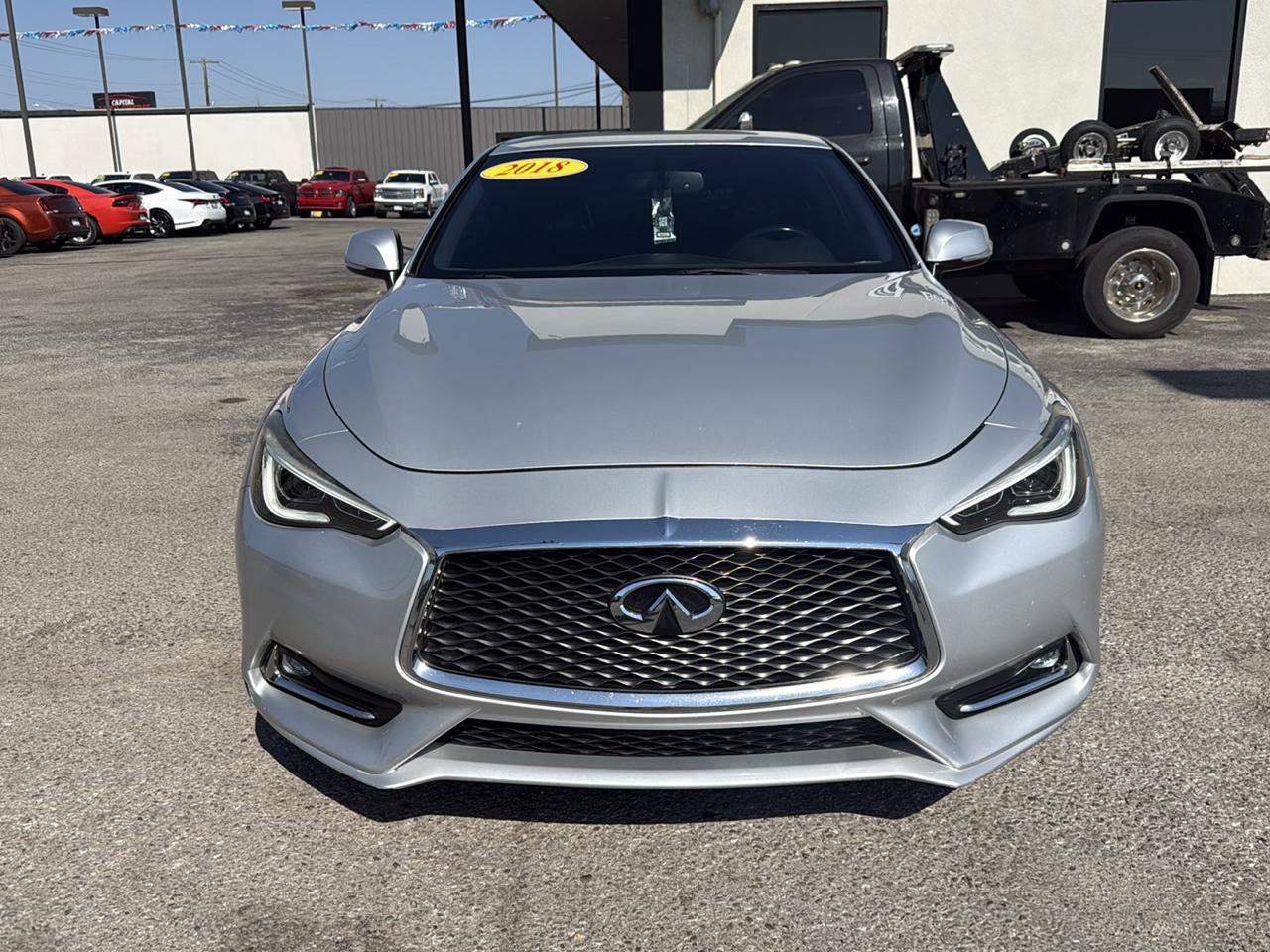 Used 2018 INFINITI Q60 3.0t Luxe w/ Sensory Package 3.0T Luxe RWD image 3